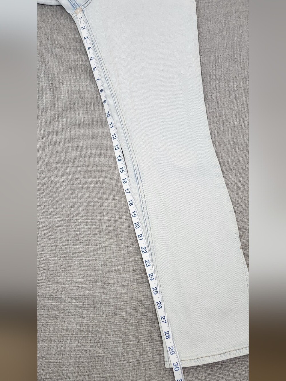 Abercrombie & Fitch Slim Straight Semi Distressed  Style Vent Slide Split. 28 - Picture 5 of 12